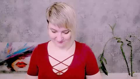 Snapshot of djullia chatting on March 16, 7:01 am djullia online show from March 16, 7:01 am