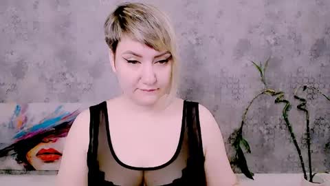 djullia online show from May 4, 5:58 am