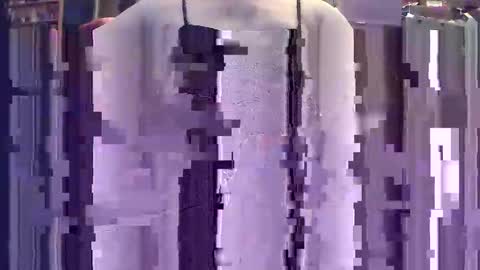 djupskirt2 online show from February 16, 10:43 am