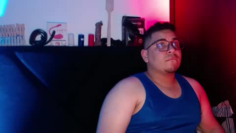 dmitrii online show from November 3, 11:48 pm