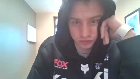 Snapshot of dmitriy005 chatting on January 7, 9:17 pm dmitriy005 online show from January 7, 9:17 pm