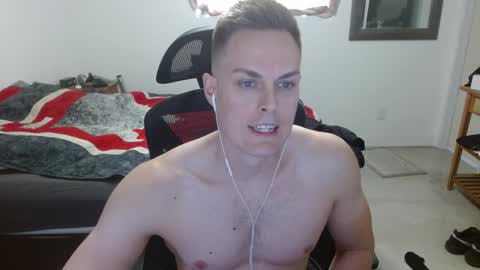 Snapshot of dmoney212 chatting on January 2, 7:40 pm dmoney212 online show from January 2, 7:40 pm