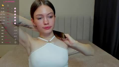 Polly and Kiriko online show from June 2, 5:04 pm