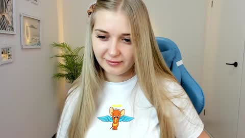 Alice online show from December 5, 2:20 am