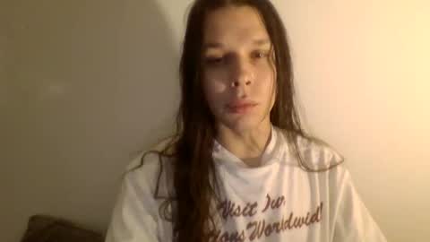 Snapshot of dobb582726 chatting on December 21, 7:59 am dobb582726 online show from December 21, 7:59 am