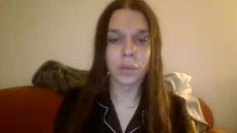 Snapshot of dobb582726 chatting on March 1, 6:04 am dobb582726 online show from March 1, 6:04 am