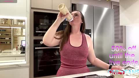 Snapshot of docehot1818 chatting on January 31, 6:47 pm Ctia But I prefer to be called DOCE online show from January 31, 6:47 pm