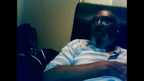 Snapshot of dofrank96 chatting on September 9, 10:20 pm dofrank96 online show from September 9, 10:20 pm