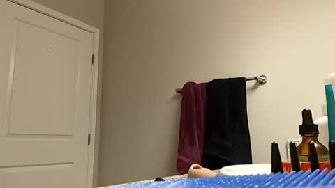 Snapshot of dogencb chatting on February 19, 6:53 am Dogencb online show from February 19, 6:53 am