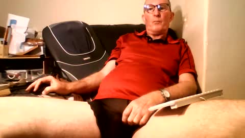 Doggsaur online show from March 9, 3:38 pm