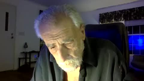 dogluc7 online show from December 6, 12:34 am