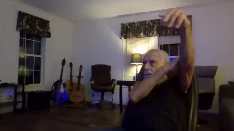 dogluc7 online show from December 8, 12:51 am