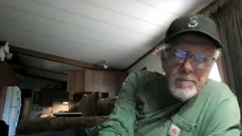 Snapshot of doingmyself69 chatting on October 1, 11:22 pm doingmyself69 online show from October 1, 11:22 pm