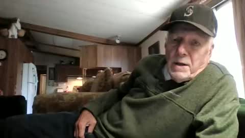 Snapshot of doingmyself69 chatting on October 8, 10:29 pm doingmyself69 online show from October 8, 10:29 pm