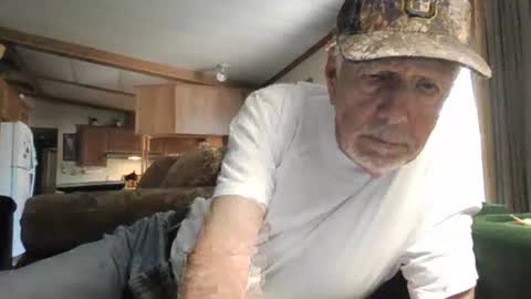 doingmyself69 online show from April 29, 8:48 pm