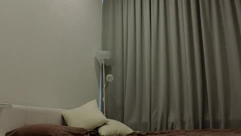 My name is Emma  I am the treasure that you have been looking for for so long  online show from March 23, 1:15 pm