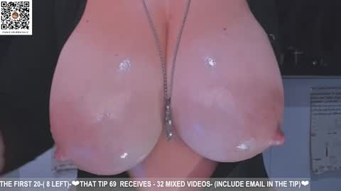 Snapshot of dolce4you69 chatting on February 11, 10:59 am Dea----IF YOU WANT TO SUPPORT ME -Purshase subscribtions scroll BIO  THANK YOU LOVE - online show from February 11, 10:59 am