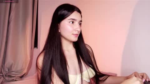 Snapshot of dolceangel__ chatting on October 27, 2:26 am Blair online show from October 27, 2:26 am
