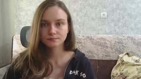 Snapshot of dolcezza_ chatting on June 1, 11:45 am dolcezza_ online show from June 1, 11:45 am