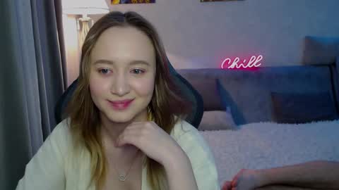 Snapshot of doletarfl chatting on February 23, 6:23 pm doletarfl online show from February 23, 6:23 pm