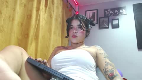 doll_and_thebrown online show from November 25, 12:21 am