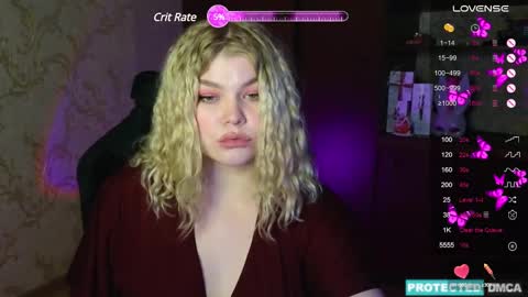 Chloe online show from December 8, 8:47 pm