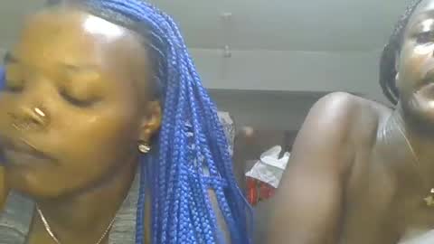doll_deviant online show from July 10, 5:37 pm