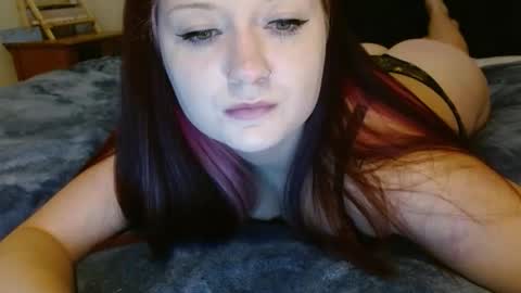 Snapshot of doll_faaace chatting on February 11, 8:36 pm Morgann online show from February 11, 8:36 pm