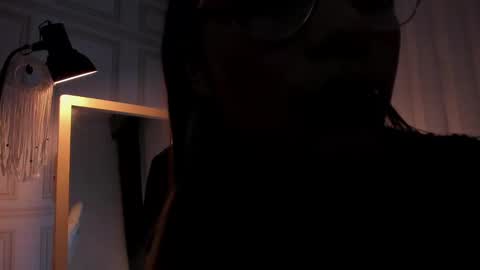 doll_isa_ online show from September 14, 7:13 pm