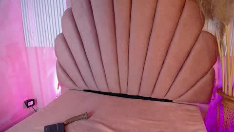 Kitty online show from May 29, 11:52 am