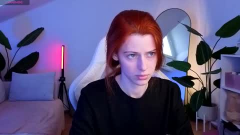 Your doll Lesli online show from November 12, 6:36 am