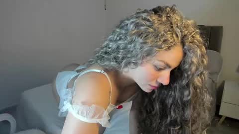 Snapshot of doll_oriana chatting on October 17, 6:32 pm doll_oriana online show from October 17, 6:32 pm