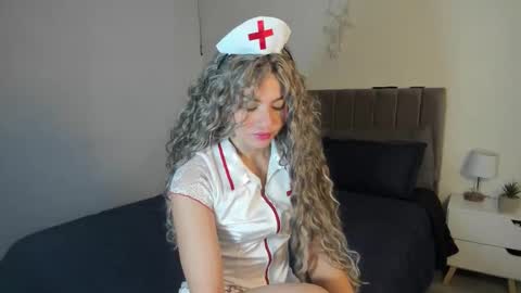 Snapshot of doll_oriana chatting on October 23, 7:34 pm doll_oriana online show from October 23, 7:34 pm