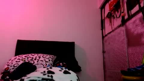 Snapshot of doll_sary chatting on December 29, 7:00 pm Catherine XXX online show from December 29, 7:00 pm