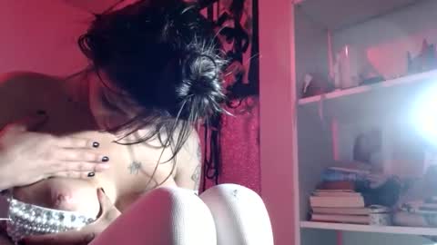 Snapshot of doll_sary chatting on January 12, 9:08 am Catherine XXX online show from January 12, 9:08 am