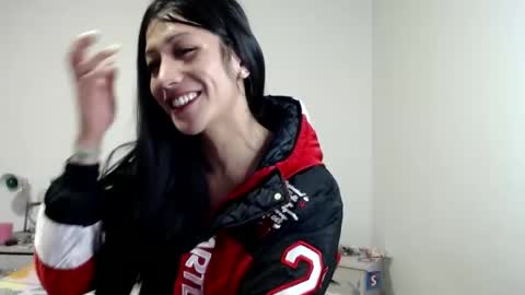 Snapshot of doll_sary chatting on April 23, 10:45 pm Catherine XXX online show from April 23, 10:45 pm