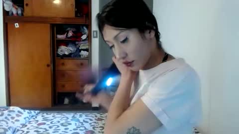 Snapshot of doll_sary chatting on April 29, 7:01 am Catherine XXX online show from April 29, 7:01 am