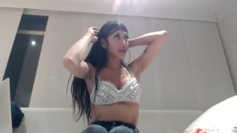 Snapshot of doll_sary chatting on May 27, 2:52 am Catherine XXX online show from May 27, 2:52 am