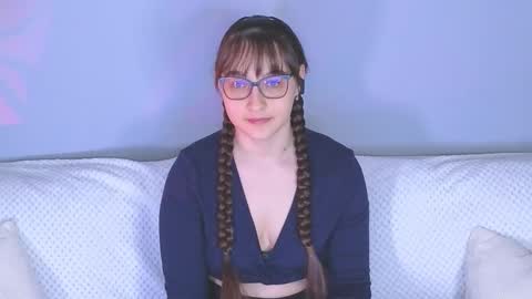 Snapshot of doll_tessa chatting on February 9, 3:16 pm Tessa online show from February 9, 3:16 pm