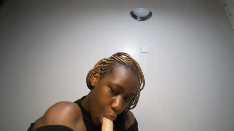 dollberry online show from December 13, 2:10 am