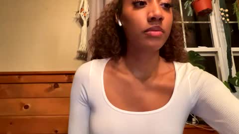 Princess DollfaceBeauty online show from October 5, 2:10 am