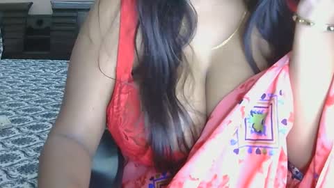 Snapshot of dolly_2 chatting on October 4, 4:10 am dolly_2 online show from October 4, 4:10 am