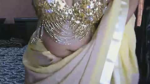 Snapshot of dolly_2 chatting on October 9, 3:59 am dolly_2 online show from October 9, 3:59 am