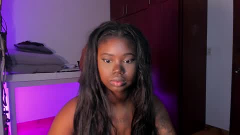 Snapshot of dolly_paige chatting on September 26, 10:30 am emily -- online show from September 26, 10:30 am