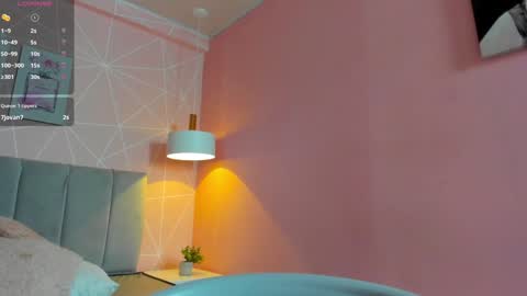 Call me Zoe  online show from December 24, 6:33 am