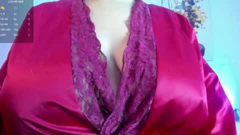 Call me Zoe  online show from April 7, 6:03 am