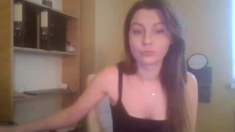 DollyRoma online show from November 4, 9:41 am