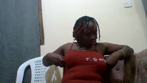 dollyvee online show from November 8, 6:18 pm