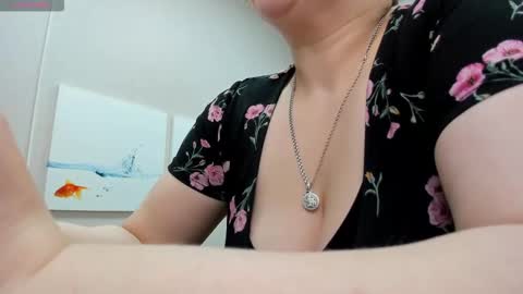 DoloresSea online show from January 18, 5:33 am