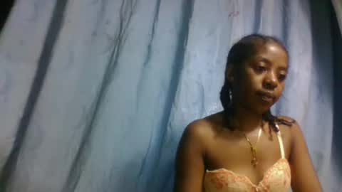 doloresslu online show from March 21, 8:19 am